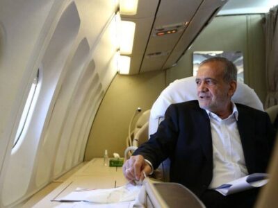 سفر پزشکیان به قزاقستان و ترکمنستان زمینه ساز تشکیل یک شبکه حمل ونقل جهانی است