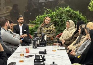 گفتگوی صمیمی دکتر کلیبری با جوانان قم