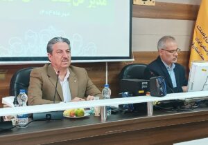 شرکت پست قزوین از تولیدات بومی و رونق بازار کشمش و خشکبار در استان حمایت می کند