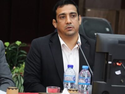 مدیرکل ورزش خوزستان: میزبانی چند رقابت استقلال در ورزشگاه غدیر مشروط به رشد مناسب چمن است