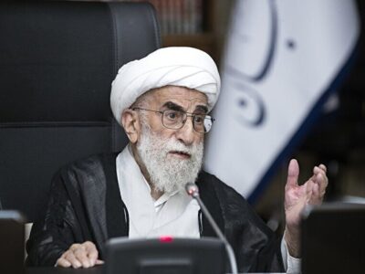 آیت‌الله جنتی: حضرت زهرا (س) الگوی بی‌بدیل زندگی حق‌مدارانه است/ قانون اساسی نگاهی متعالی و قابل افتخار به زنان دارد