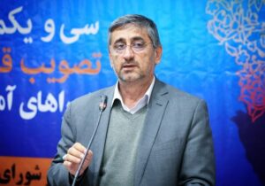 استاندار لرستان: پذیرش مدیران سفارشی در لرستان برخلاف اصول شایسته‌سالاری است