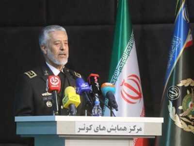 ادعاها در مورد جزایر سه‌گانه زیر بار فشارهای سیاسی مطرح شده است