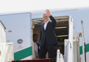 پزشکیان تهران را به مقصد آستانه ترک کرد