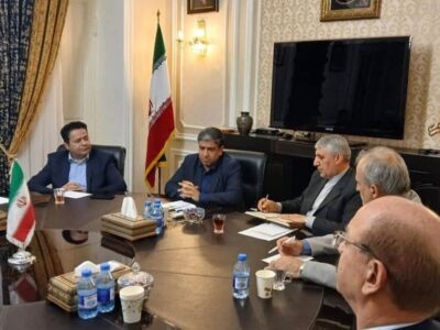 نشست استاندار اردبیل با سفیر ایران در باکو/تأکید بر توسعه همکاری‌های اقتصادی و مرزی