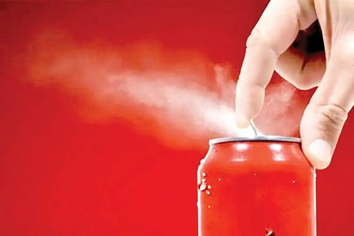 هشدار پزشکان درباره مصرف زیاد نوشابه‌های انرژی‌زا: خطرات جدی برای سلامت قلب و عروق