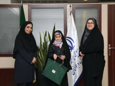 دیدار قهرمان خردسال شطرنج آسیا با معاون توسعه ورزش بانوان