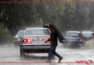 بارندگیها ادامه دارد، مسافران لوازم ایمنی همراه داشته باشند