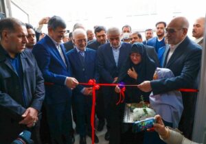 آموزشگاه ابتدایی شهید منگی یزد با حضور وزیر کشور به بهره برداری رسید
