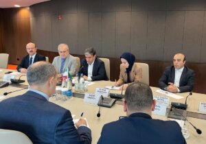 تأکید بر توسعه همکاریهای اقتصادی/نشست استاندار اردبیل با معاون وزیر اقتصاد جمهوری آذربایجان