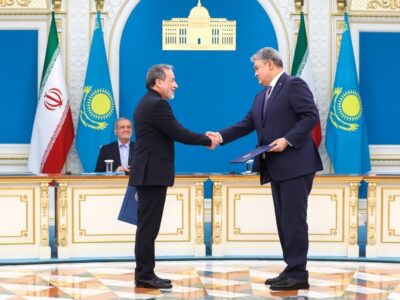 امضای ۱۴ و تبادل ۸ سند و تفاهم‌نامه همکاری دوجانبه میان ایران و قزاقستان