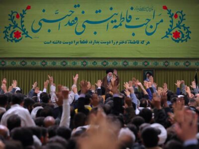 رهبر انقلاب: هدف فشارهای مختلف نظام سلطه بر ملت ایران توسعه‌طلبی سرزمینی است