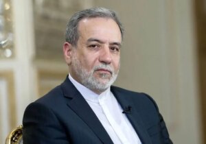 عراقچی: تهران آماده فصل جدیدی از روابط با لبنان است