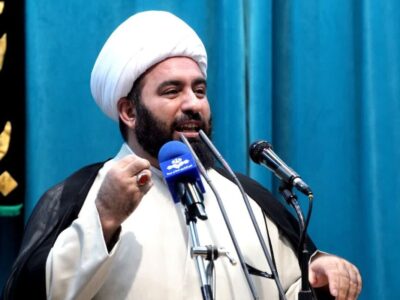 مکتب غرب برای زن کرامت قائل نیست