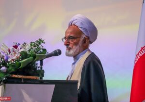 امام جمعه اراک: خانواده ارزشمندترین نهاد سیاسی،اجتماعی و فرهنگی جامعه است