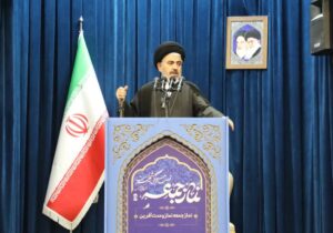 امام جمعه ارومیه: دشمن بدنبال تغییر سنتهای جامعه و اعتقادات جوانان است