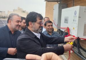 نیروگاه خورشیدی ۱۰۰ کیلوواتی فرمانداری قم به بهرهبرداری رسید