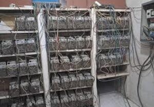 انهدام مزرعه ماینرهای غیر مجاز در اهواز