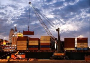 ارتقای بندرچابهار در واردات کالای اساسی به رتبه سوم کشور/ ورود یک میلیون و۲۷۵ هزار تن کالا