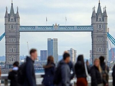 اقتصاد بریتانیا برخلاف پیش‌بینی‌ها کوچک شد