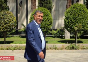 واکنش قائم پناه به سیاه کردن سیم کارت های سفید/ مخالف فیلترینگ هستم