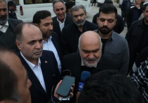 استاندار خوزستان: روند تخلیه کالاهای اساسی در بندر امام تسریع شد / هیچ کمبودی وجود ندارد