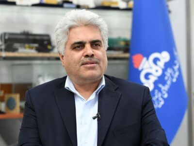 حجم بالای بنزین ۳ هزار تومانی در کارتها؛ نیازی به کارت جایگاهها نیست