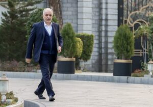 سفر وزیر دادگستری به قطر