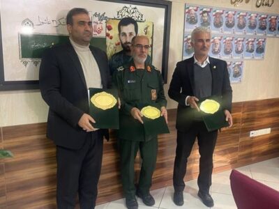 تفاهمنامه همکاری میان سازمان منطقه آزاد ارس، سپاه عاشورا و مؤسسه مسکن و عمران اجتماعی بسیج امضا شد