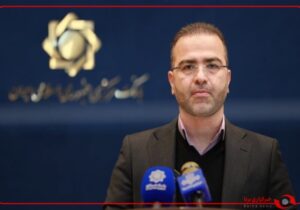 تصمیم ارزی جدید بانک مرکزی؛ تخصیص ثبت سفارش‌های زیر ۱۰۰ هزار دلار در تالار دوم