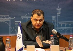 بیاری: هماهنگی بیشتر بین قوانین کارمندی و کارگری با اجرای لایحه افزایش حقوق بازنشستگان ایجاد می شود