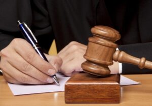 صدور حکم ۱۴ ماه زندان برای خبرنگار پیشکسوت