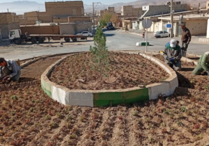 کاشت ۲۰۰۰۰ گلدان گل مغربی در شهرکرد