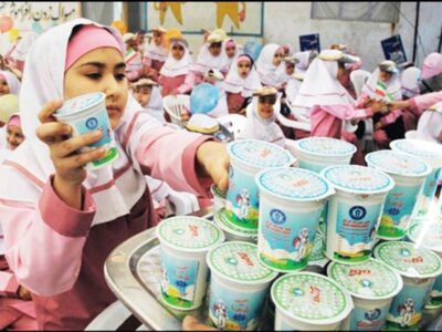 وزیر آموزش و پرورش: توزیع شیر در حال اجرا است