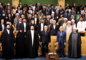 پزشکیان: امام خمینی (ره) پیام آور وحدت و انسجام بود