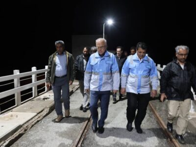 بازدید استاندار هرمزگان از سد استقلال میناب؛ تأکید بر آمادگی برای موج سوم بارشها