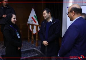 گفتگوی وزیر ورزش و جوانان با ثریا آقایی در حاشیه انتخابات کمیسیون ورزشکاران