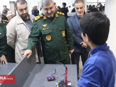 جوانان ایرانی با اراده و علم دشمنان انقلاب را ناکام گذاشته‌اند