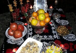 آداب و رسوم شب یلدا در لرستان ؛ از خوراکی های خوشمزه شوچله تا شال آویزان 