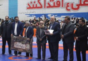 سنگ تمام هیات کشتی ورامین در رقابتهای قهرمانی استان
