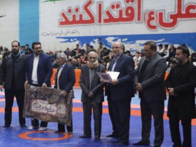 سنگ تمام هیات کشتی ورامین در رقابتهای قهرمانی استان