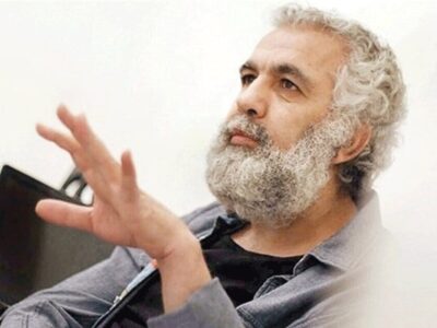 علیرضا کوشک‌جلالی «پابرهنه، لخت، قلبی در مشت» را به صحنه می‌برد