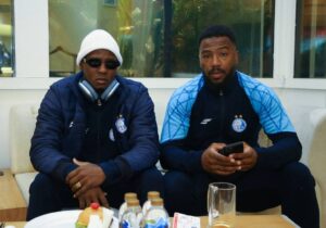 استقلال به بحرین پرواز کرد