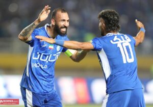 تقدیر ویژه استقلال از کاپیتان