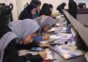 رونمایی بیش از ۲۰۰ اثر هنری نوجوانان در «نقش طوفان»