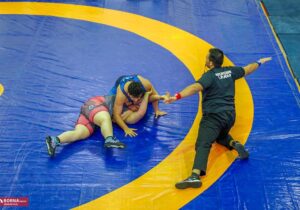 مسابقات کشتی آزاد جوانان قهرمانی استان مرکزی