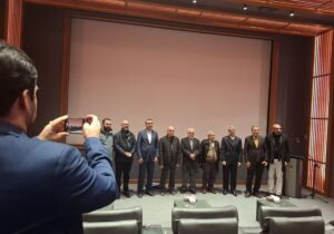 پیشنهاد تماشای یک مستند به وزیر امور خارجه