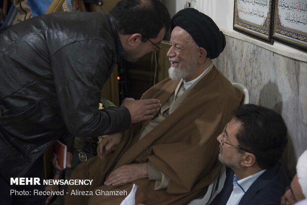 آیت الله شاهچراغی خادمی خستگی ناپذیر برای انقلاب و اسلام بود