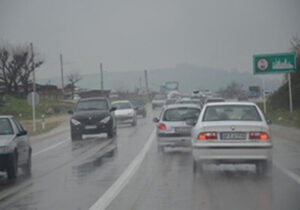 پلیس راه خوزستان خواستار تعویق سفرهای غیرضروری در مه غلیظ شد