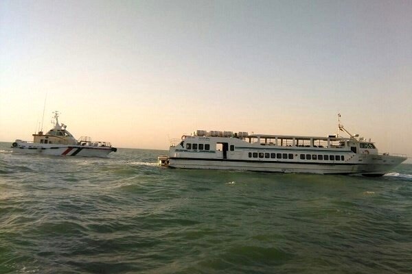 توقف موقت سفرهای دریایی به کیش؛ از سرگیری ترددها عصر شنبه